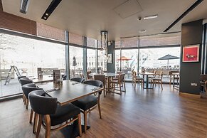 Premier Inn Birmingham Longbridge