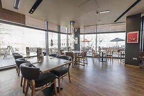 Premier Inn Birmingham Longbridge