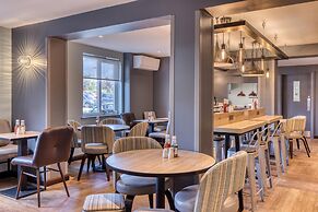Premier Inn Blackpool East - M55 J4