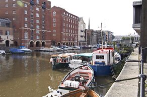 Premier Inn Bristol City Centre King St