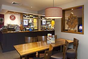 Premier Inn Bristol Cribbs Causeway - M5 J17
