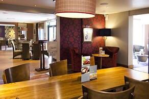 Premier Inn Bristol Cribbs Causeway - M5 J17