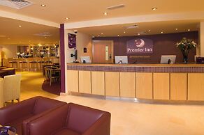 Premier Inn Chester - Railway Station