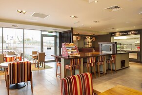 Premier Inn Wrexham City Centre