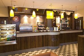Premier Inn Coventry City Centre - Belgrade Plaza