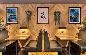 Premier Inn Cardiff Cc Queen Street