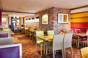 Premier Inn Barry Island