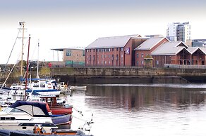 Premier Inn Edinburgh Leith Waterfront