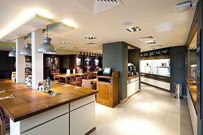 Premier Inn Edinburgh - Princes Street