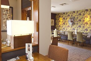 Premier Inn Exeter Central St Davids