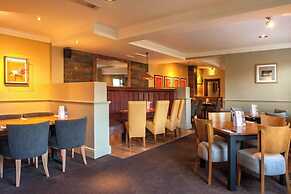 Premier Inn Guildford North - A3