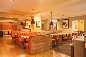 Premier Inn Guildford North - A3