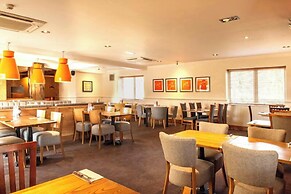 Premier Inn Guildford North - A3