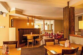 Premier Inn Guildford North - A3