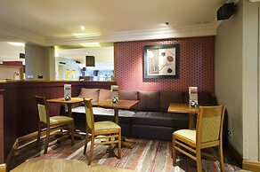 Premier Inn Glasgow Airport