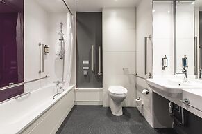 Premier Inn Gloucester - Little Witcombe