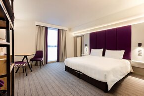 Premier Inn Glasgow Newton Mearns - M77 J4