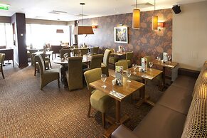 Premier Inn Inverness Centre - River Ness