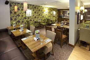 Premier Inn Inverness Centre - River Ness
