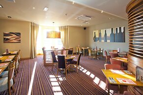 Premier Inn Inverness West