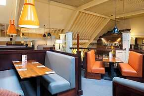 Premier Inn Milton Keynes Central - Xscape