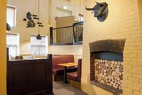 Premier Inn Milton Keynes Central - Xscape