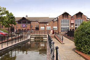 Premier Inn Milton Keynes Sw - Furzton Lake