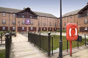 Premier Inn Milton Keynes Sw - Furzton Lake