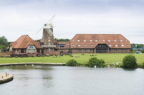Premier Inn Milton Keynes South