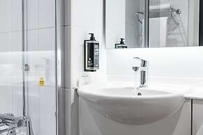 ibis Coleraine Riverside