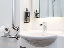 ibis Coleraine Riverside