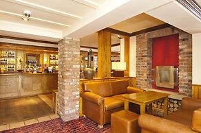 Premier Inn Huddersfield Central