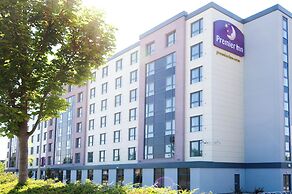 Premier Inn London Gatwick Manor Royal