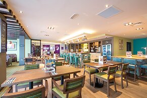 Premier Inn Lichfield City Centre