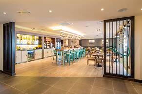 Premier Inn Lichfield City Centre