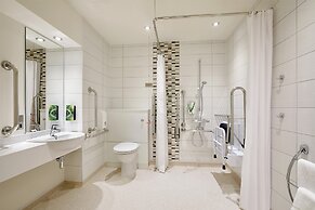 Premier Inn Lichfield City Centre