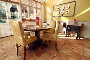 Premier Inn London Croydon South - A212