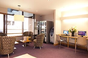 Premier Inn Sunbury - Kempton Park