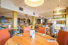Premier Inn Manchester Salford Quays