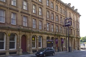 Premier Inn Newcastle City Centre - Quayside