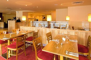 Premier Inn Leicester City Centre - Train Station