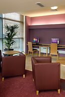 Premier Inn Leicester City Centre - Train Station