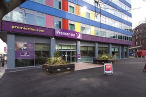 Premier Inn Leicester City Centre - Train Station