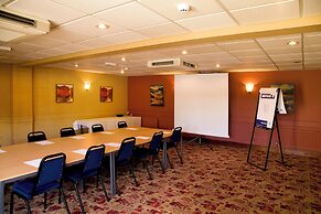 Premier Inn Northampton West - Harpole