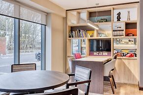 Premier Inn Abingdon - A34