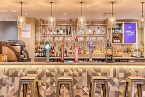 Premier Inn Abingdon - A34