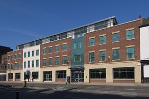 Premier Inn York City - Blossom St South