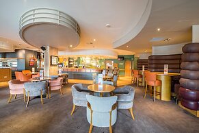 Premier Inn Swansea Waterfront