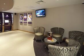 Premier Inn Swansea Waterfront