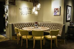 Premier Inn Macclesfield North